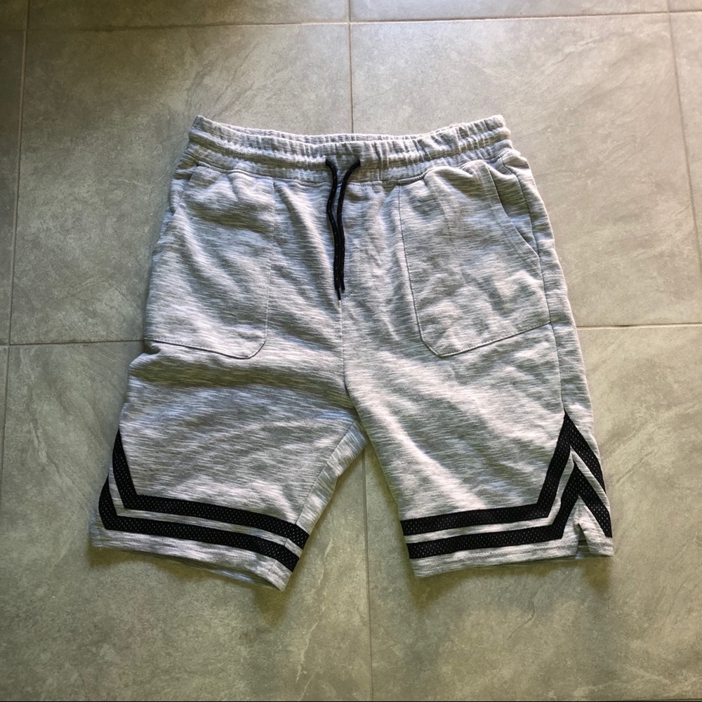 Gray shorts